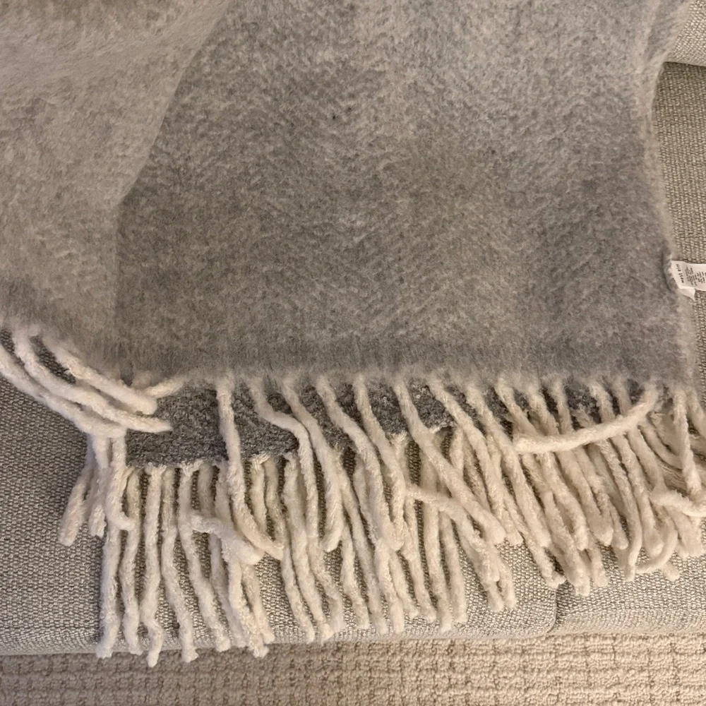West Elm Brushed Herringbone Throw (Frost Gray)
